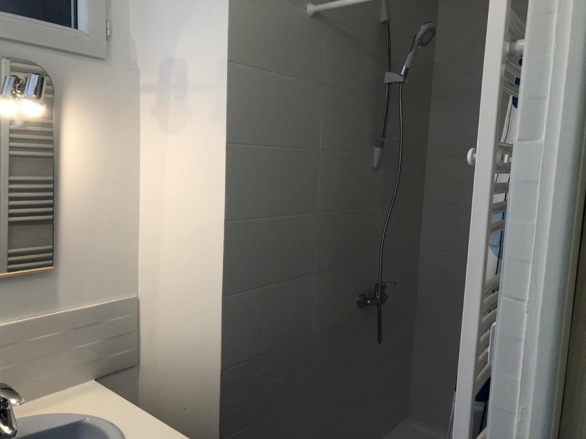 Chambres Individuelles Avec Partie Commune Ou Logement Entier Si Disponible Via Rhona Vulbens Exterior photo
